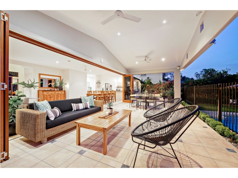 49 Halleys Crescent, Bridgeman Downs QLD 4035