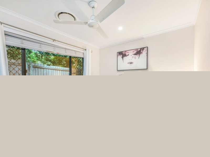 2 Madrid Court, Wishart QLD 4122