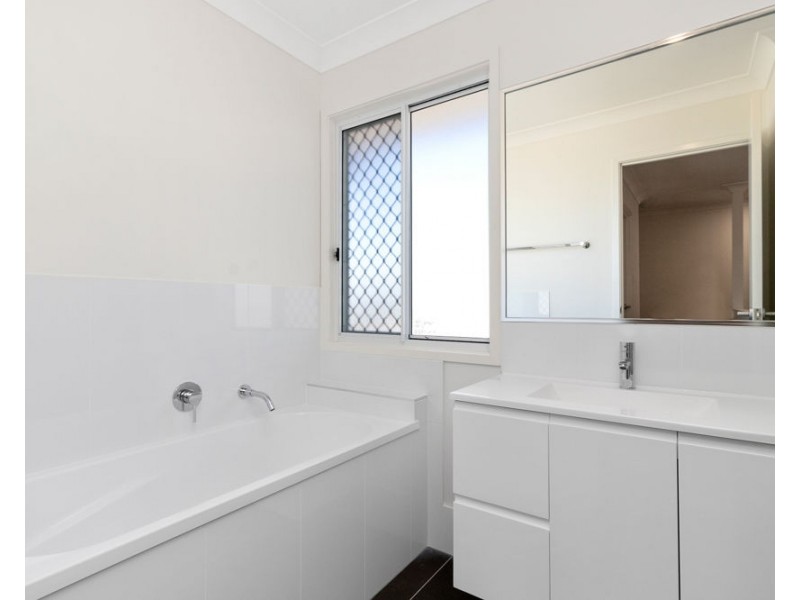 21 Lionel Street, Nudgee QLD 4014