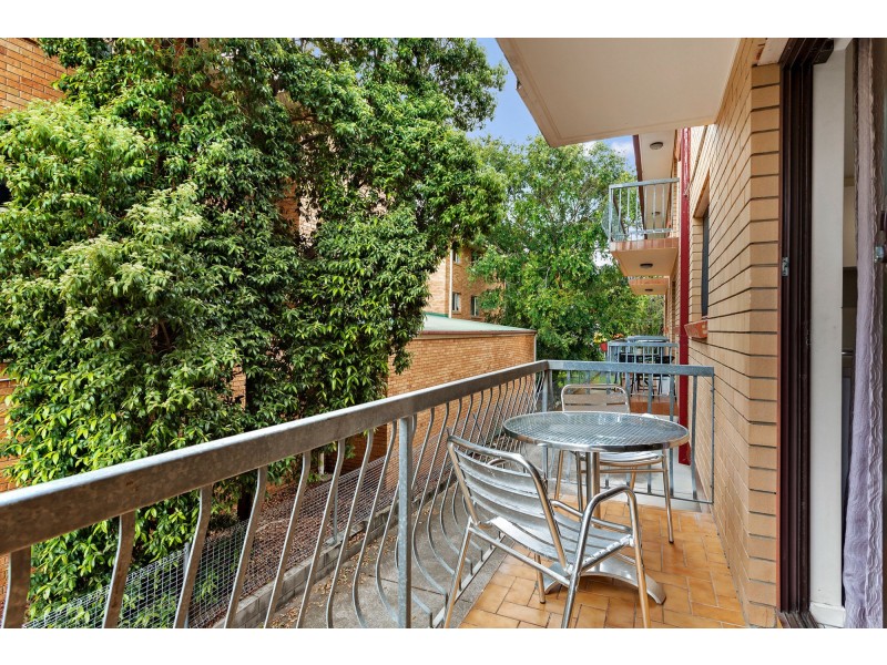 2/23 Salt Street, Windsor QLD 4030