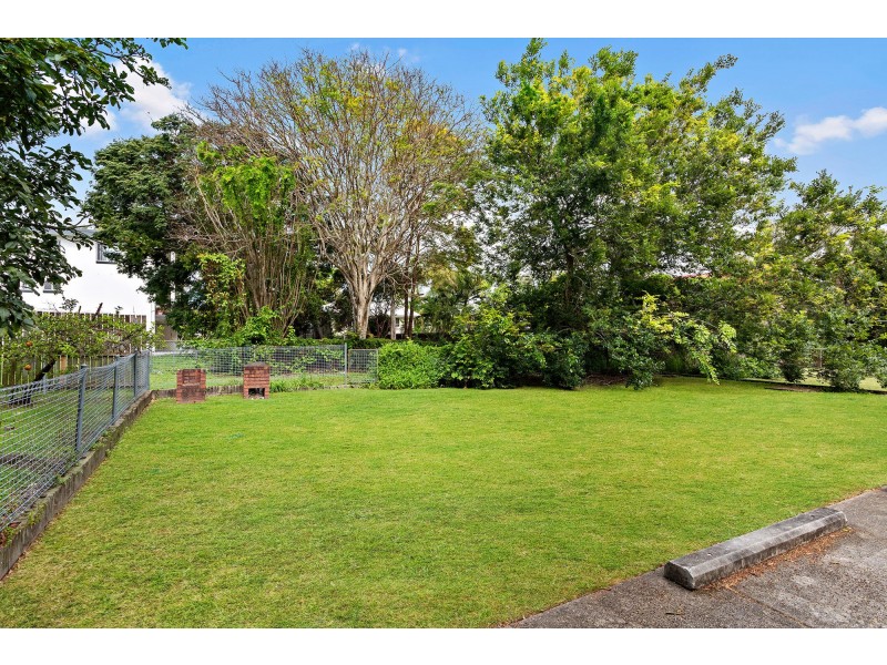 2/23 Salt Street, Windsor QLD 4030