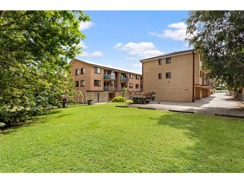 2/23 Salt Street, Windsor QLD 4030