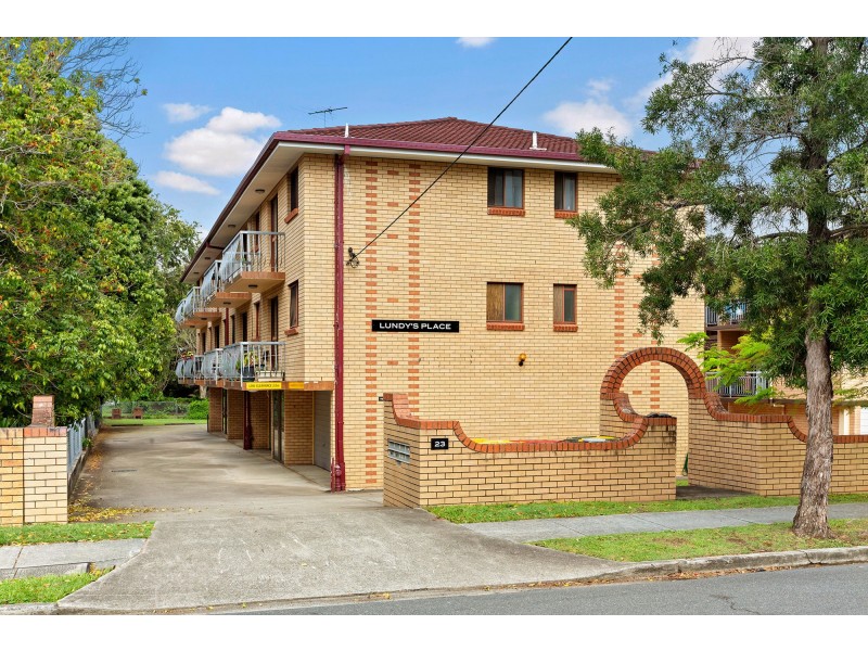 2/23 Salt Street, Windsor QLD 4030