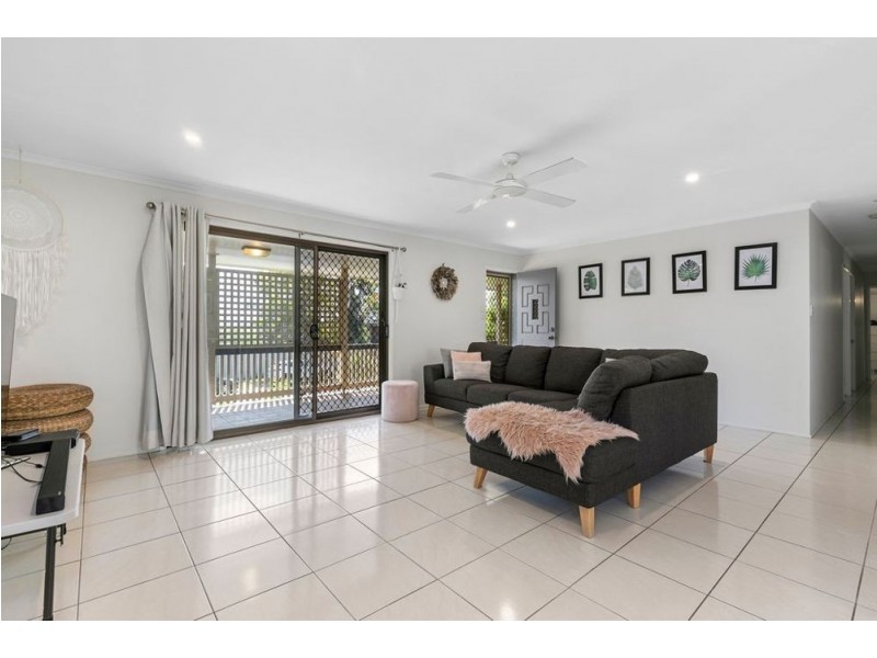20 Hartigan Street, Belmont QLD 4153