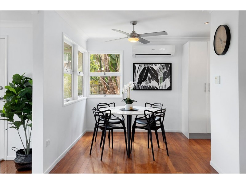 18 Landscape Street, Stafford Heights QLD 4053