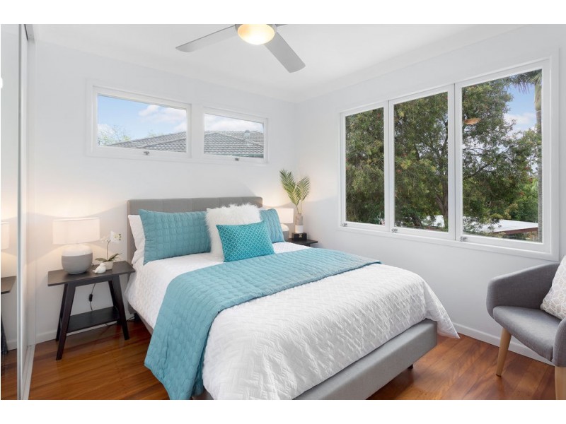 18 Landscape Street, Stafford Heights QLD 4053