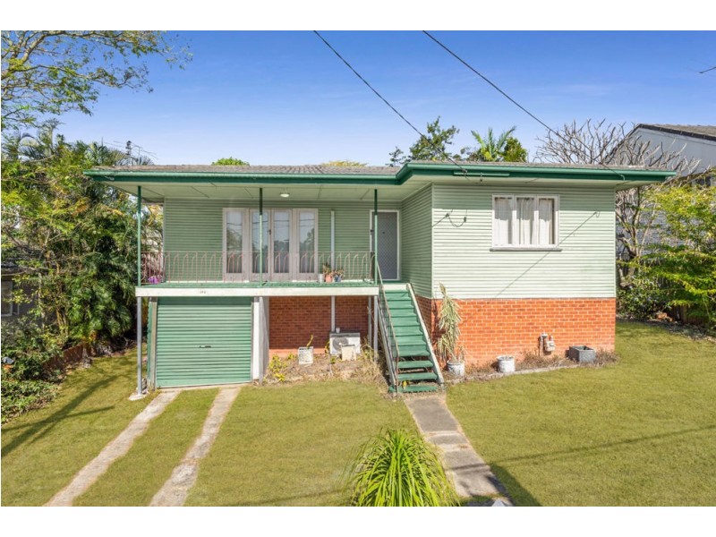 106 Marshall Road, Holland Park West QLD 4121