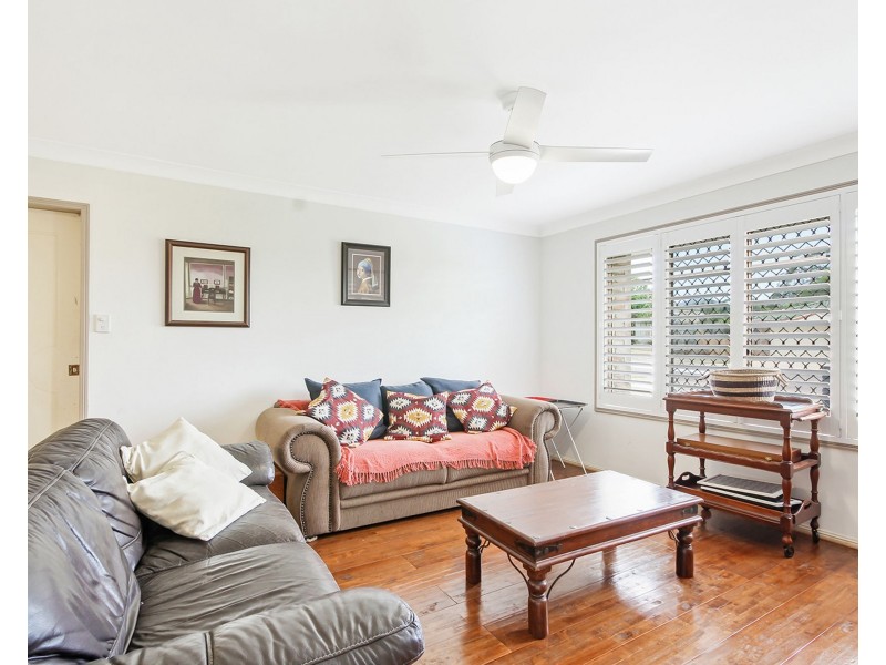 68 Reginald Avenue, Arana Hills QLD 4054