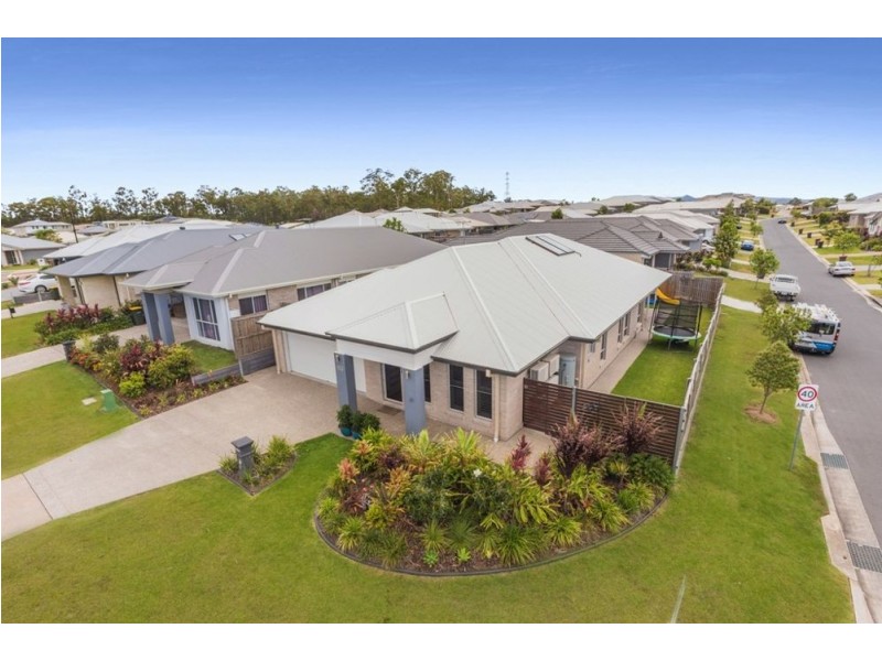 82 Swan Parade, Warner QLD 4500
