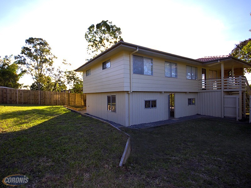 Arana Hills QLD 4054