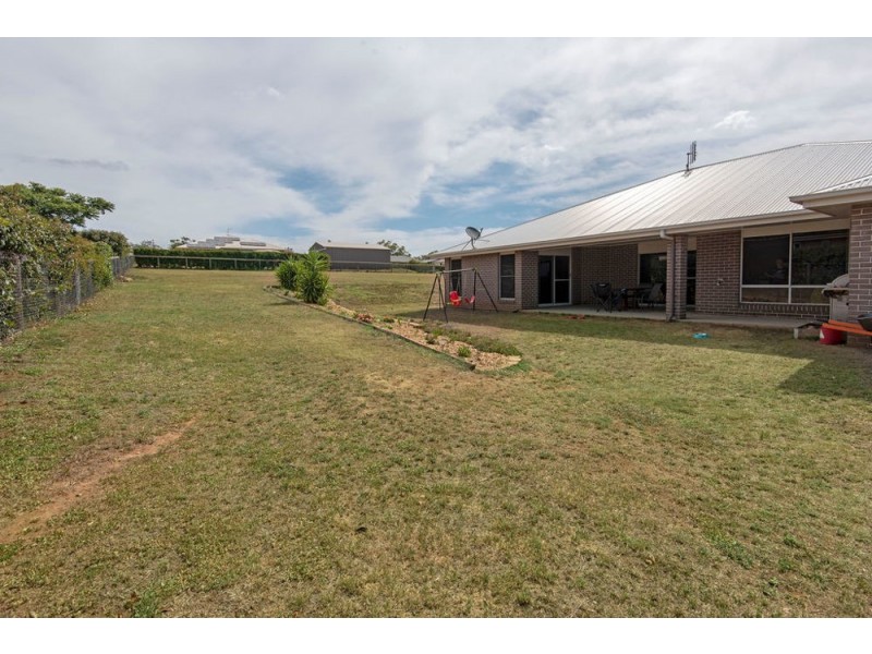 5 Egret Court, Meringandan West QLD 4352