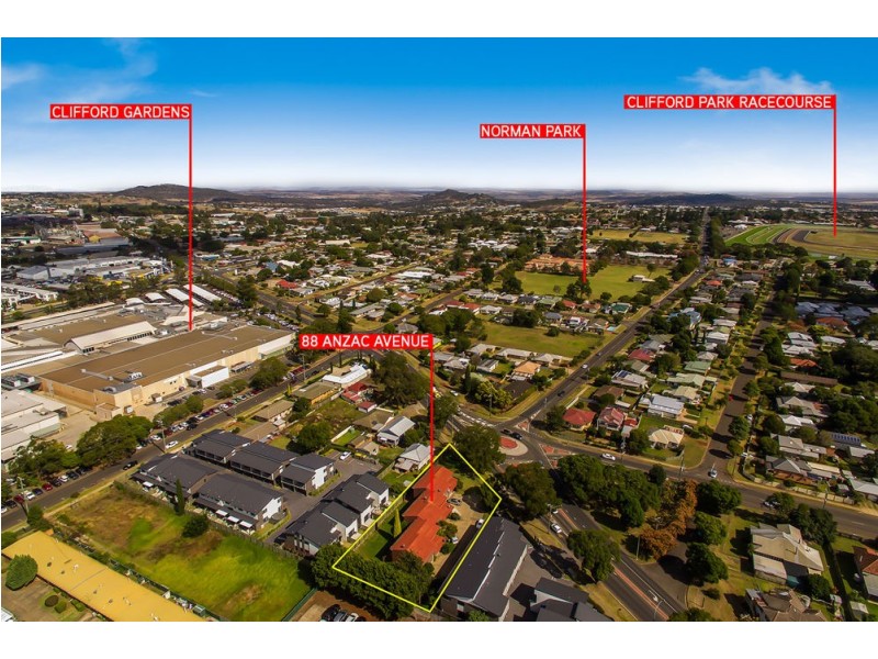 1/88 Anzac Avenue, Newtown QLD 4350