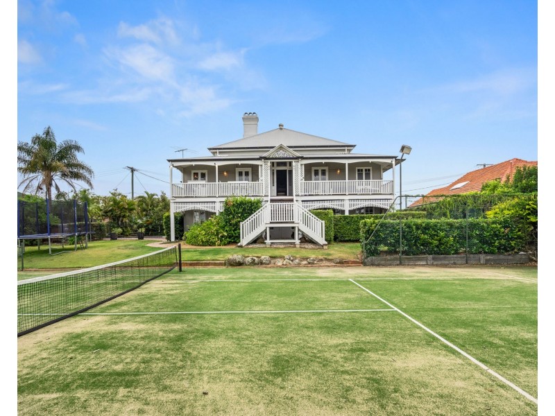 21 Dawn Street, Kedron QLD 4031