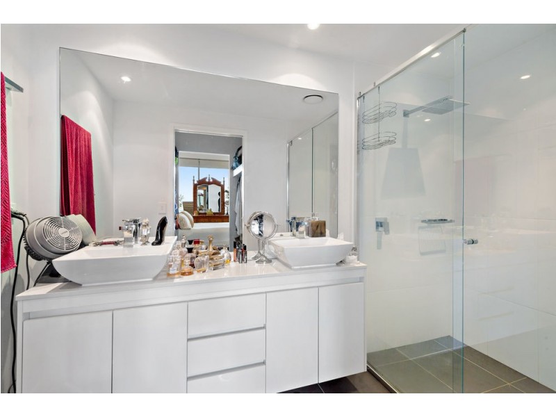 706/43 Harbour Town Drive, Biggera Waters QLD 4216