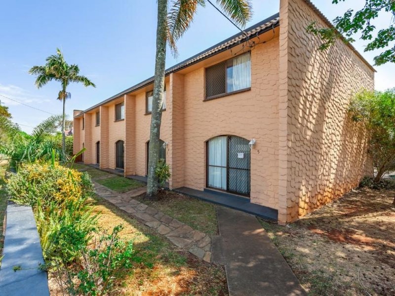 1/203 Campbell Street, Newtown QLD 4350