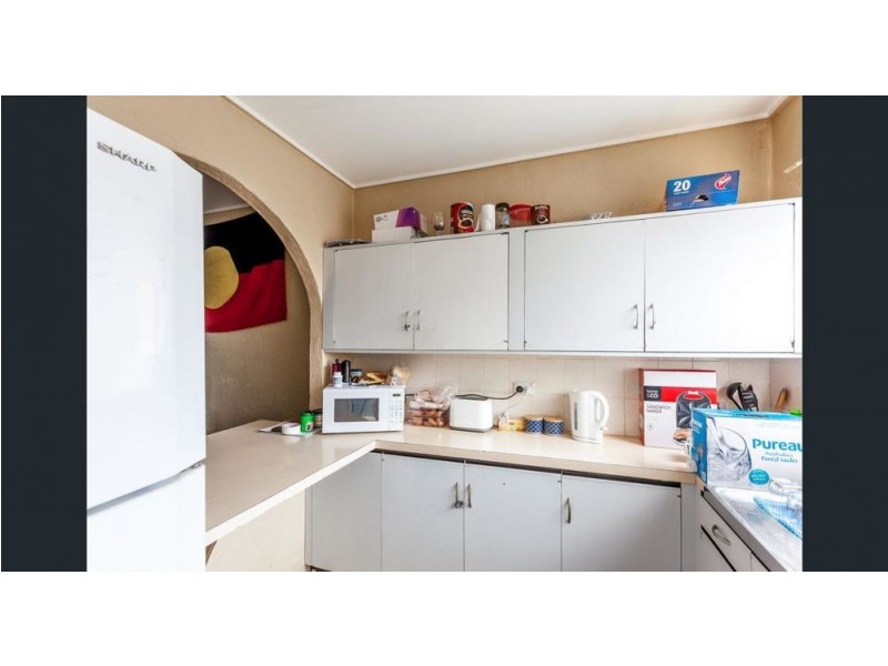 1/203 Campbell Street, Newtown QLD 4350