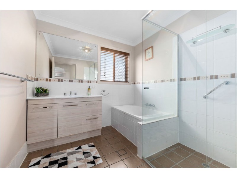 69 Delavan Street, Wishart QLD 4122