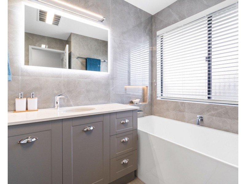 7 Daniells Court, Ormeau QLD 4208