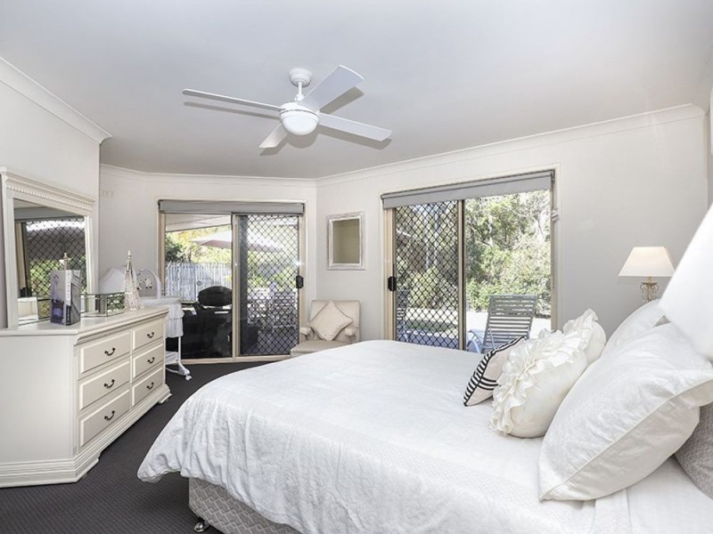 20 Oxford Crescent, Bridgeman Downs QLD 4035