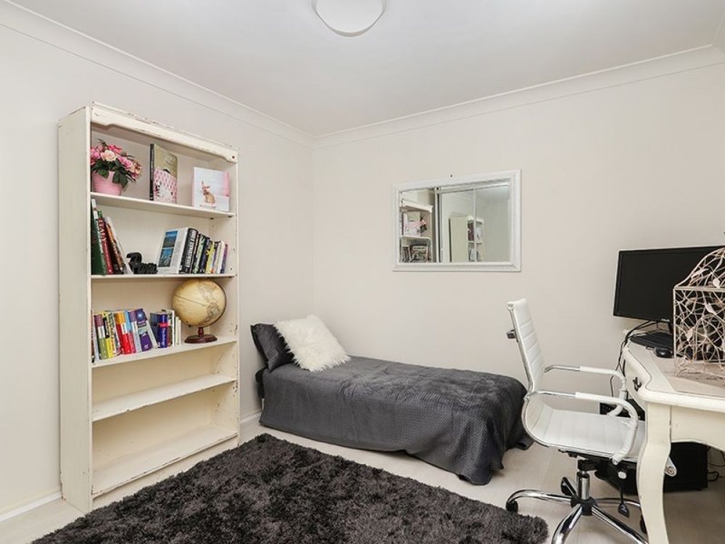 20 Oxford Crescent, Bridgeman Downs QLD 4035