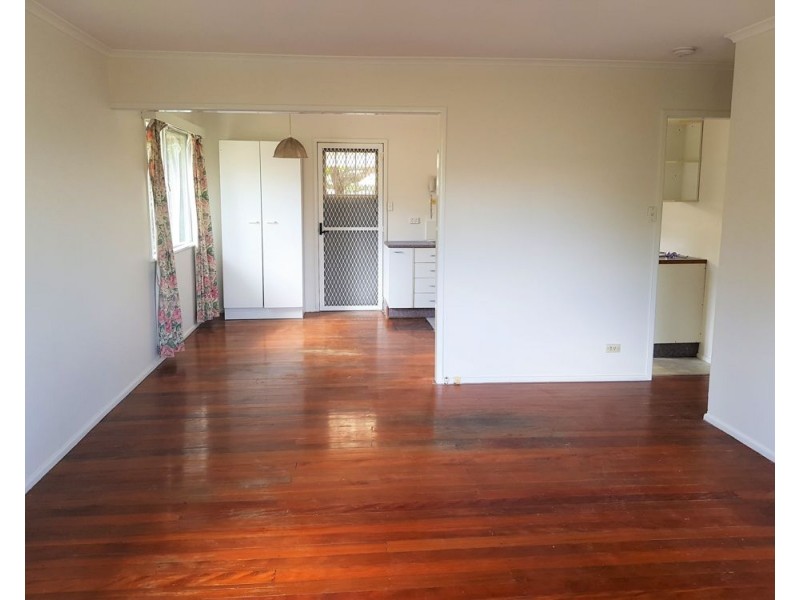 10 Flockton Street, Stafford Heights QLD 4053