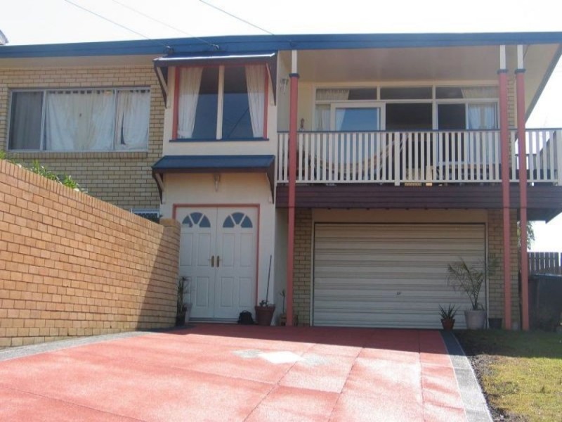 33 Redwood Street, Stafford Heights QLD 4053