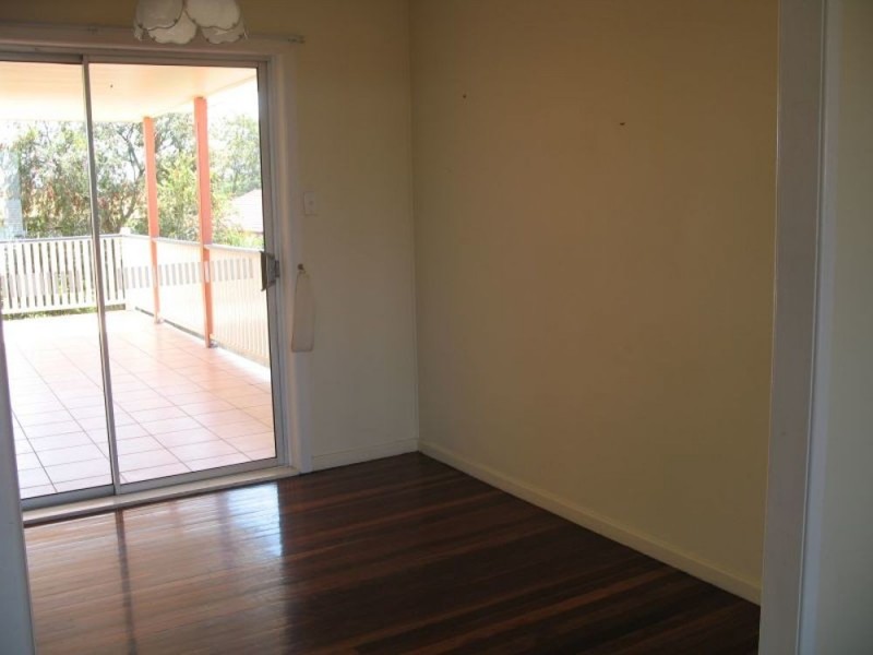 33 Redwood Street, Stafford Heights QLD 4053