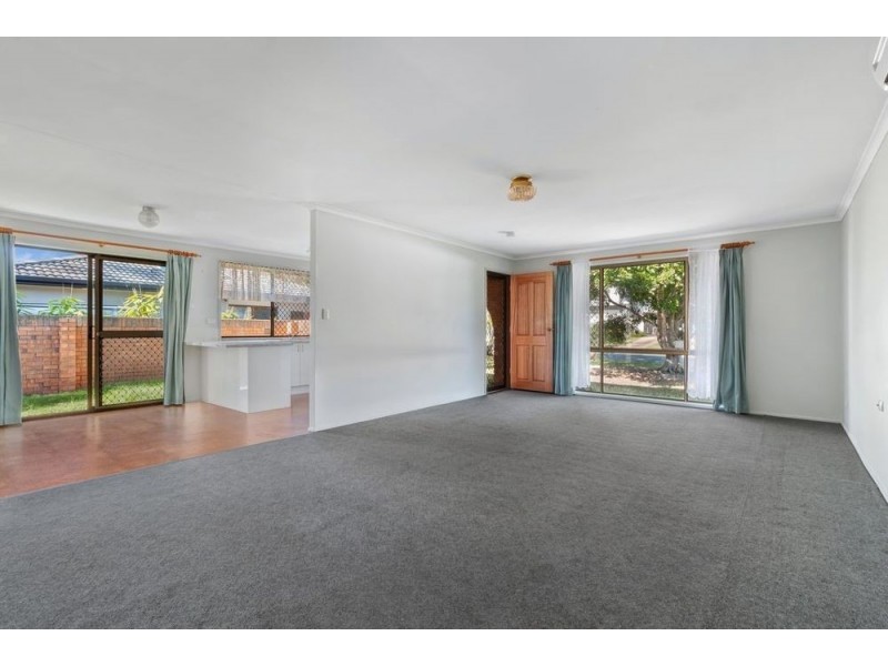 30 Glenside Street, Wavell Heights QLD 4012