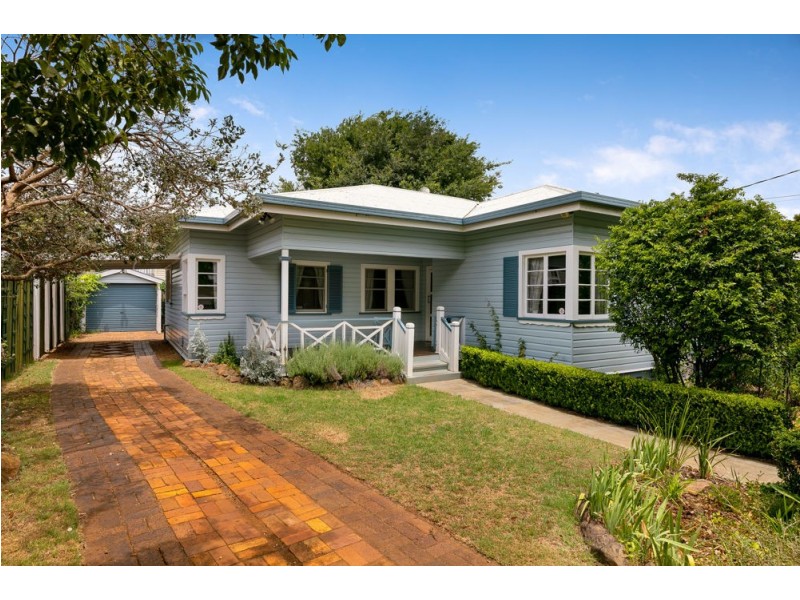 104B Campbell Street, East Toowoomba QLD 4350