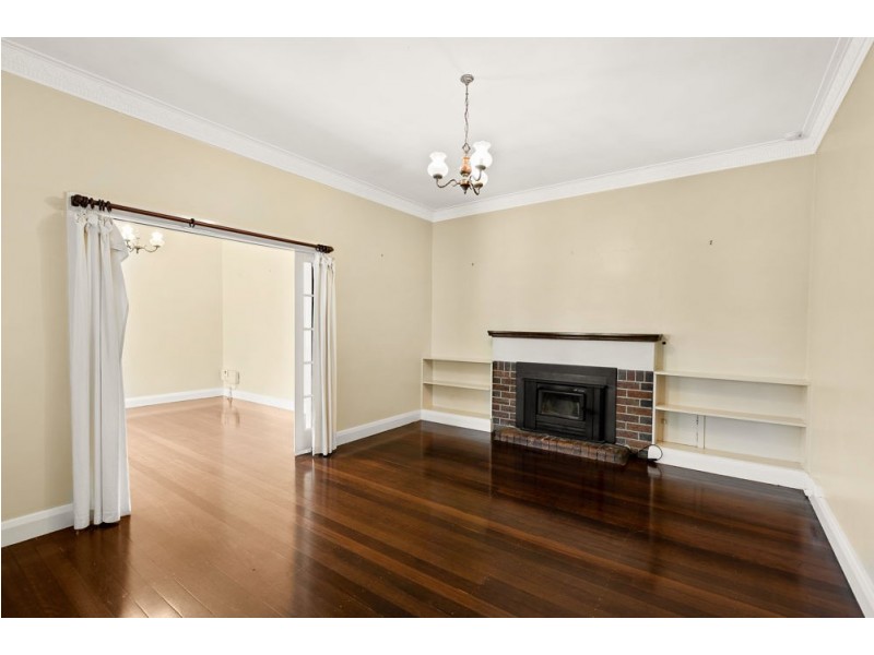 104B Campbell Street, East Toowoomba QLD 4350