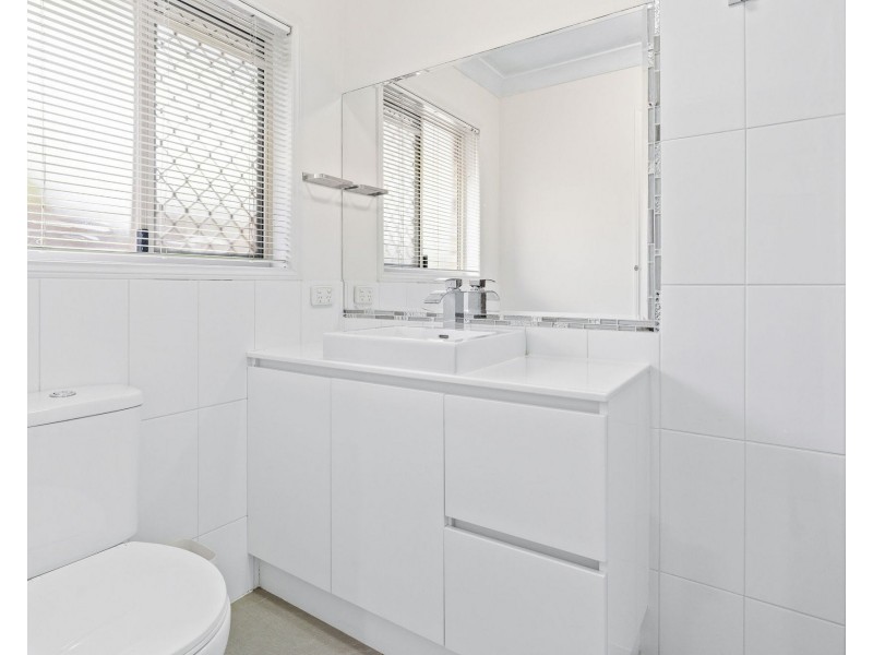 8 Everest Drive, Southport QLD 4215