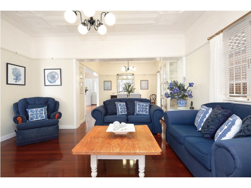 38 Crawford Avenue, Stafford QLD 4053