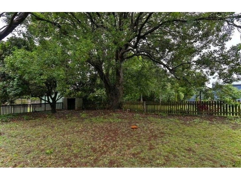 15 Park Street, Wilsonton QLD 4350