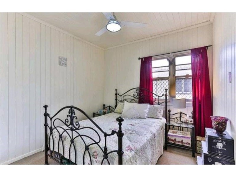 15 Park Street, Wilsonton QLD 4350