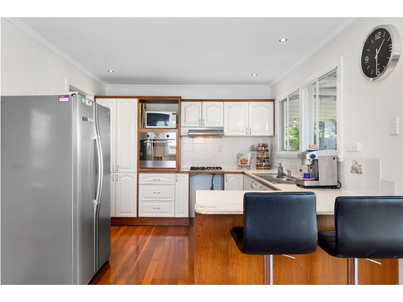 52 Denton St, Wishart QLD 4122