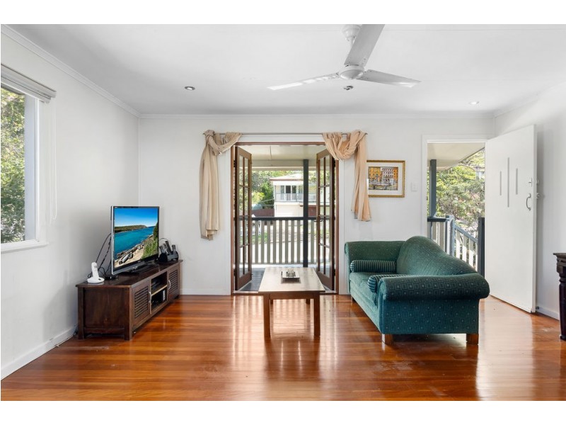 52 Denton St, Wishart QLD 4122