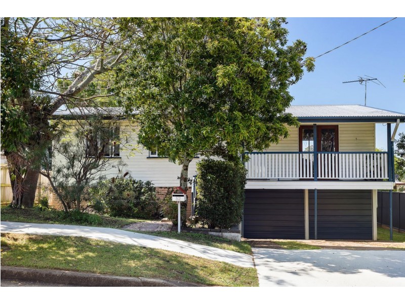 52 Denton St, Wishart QLD 4122