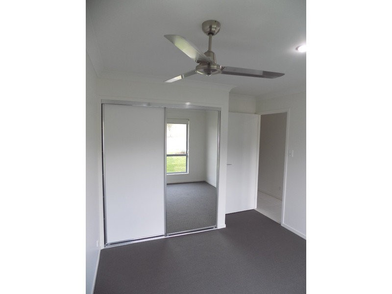 1/35 Cinnamon Drive, Glenvale QLD 4350