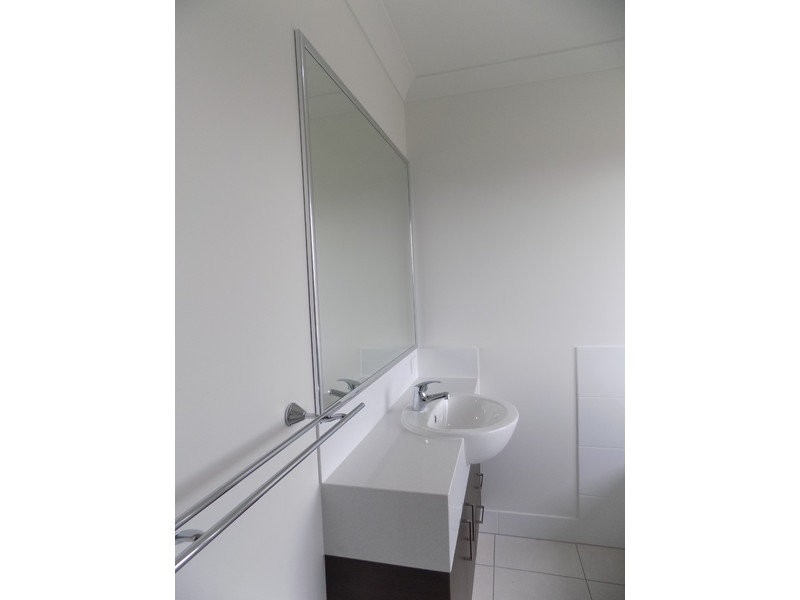 1/35 Cinnamon Drive, Glenvale QLD 4350