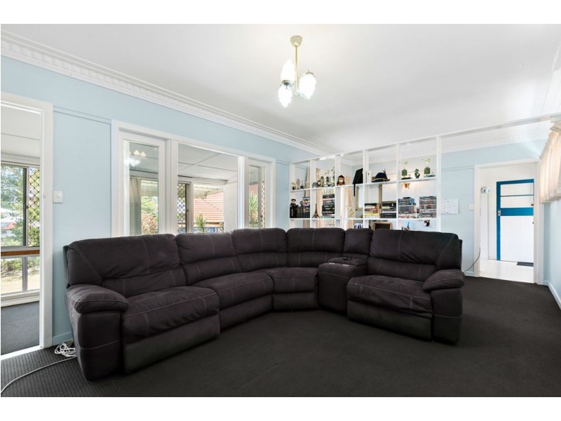 32 Vaucluse Street, Wavell Heights QLD 4012