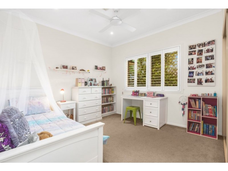 56 Oxford Crescent, Bridgeman Downs QLD 4035