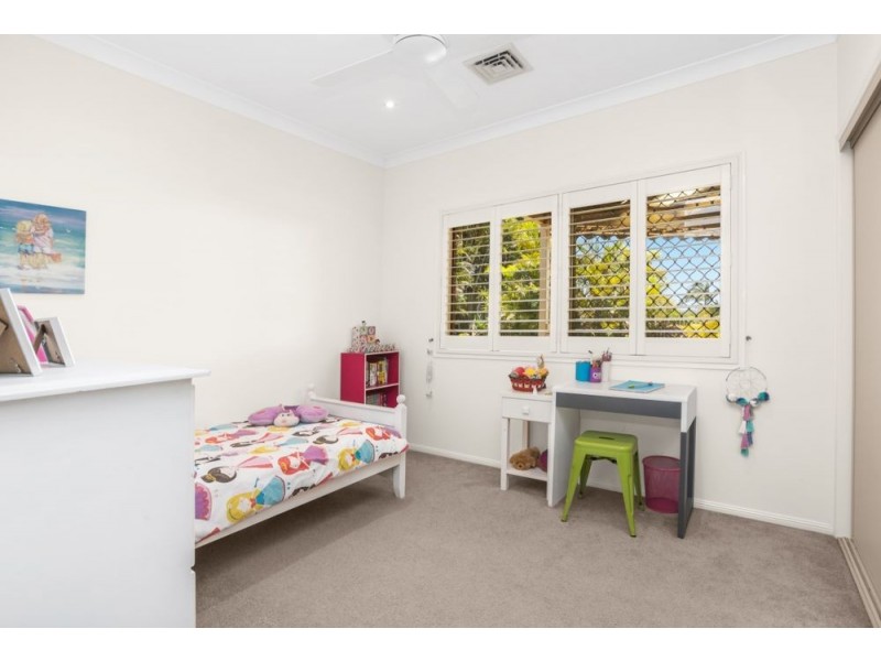 56 Oxford Crescent, Bridgeman Downs QLD 4035