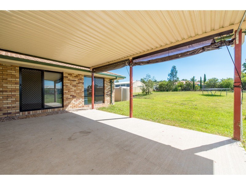 70 Phipps Drive, Meringandan QLD 4352