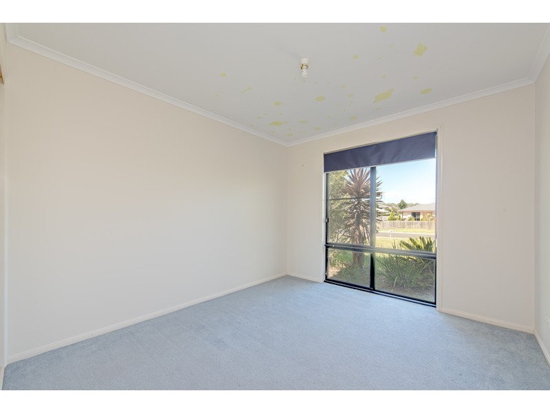 70 Phipps Drive, Meringandan QLD 4352