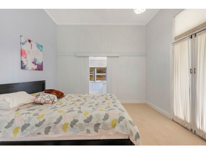 11 Nichols Drive, Glencoe QLD 4352