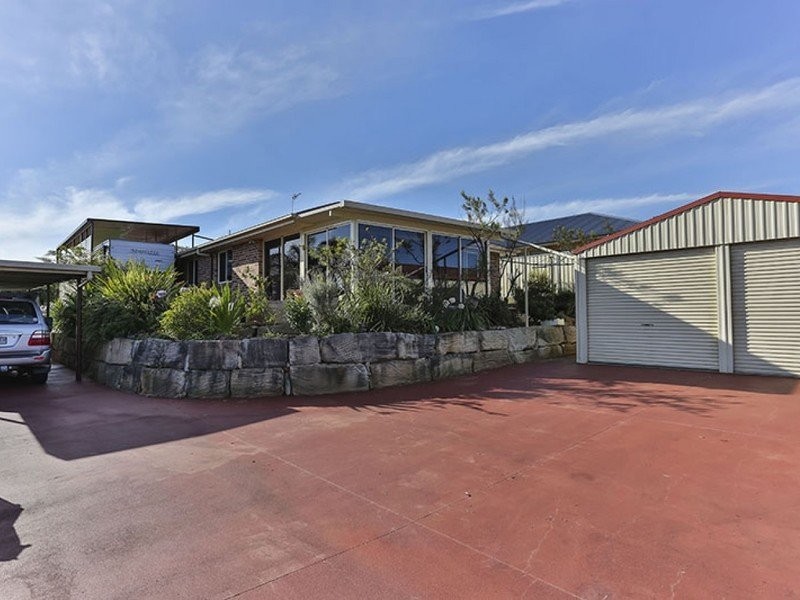 6 Conquest Court, Wilsonton QLD 4350