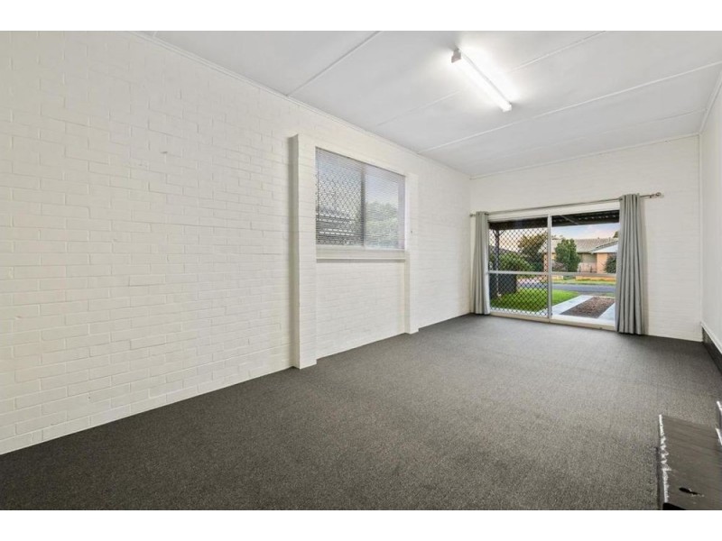 5 Jean Street, Harristown QLD 4350