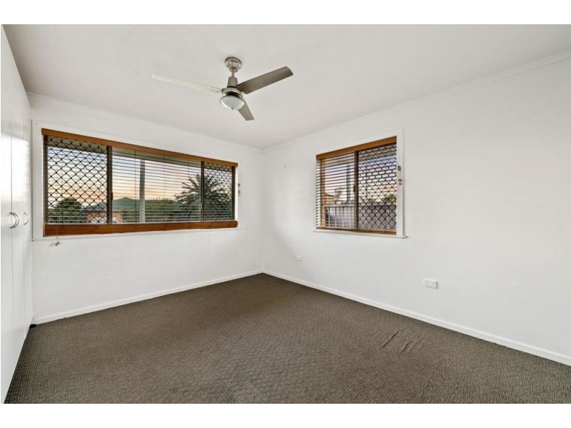 5 Jean Street, Harristown QLD 4350