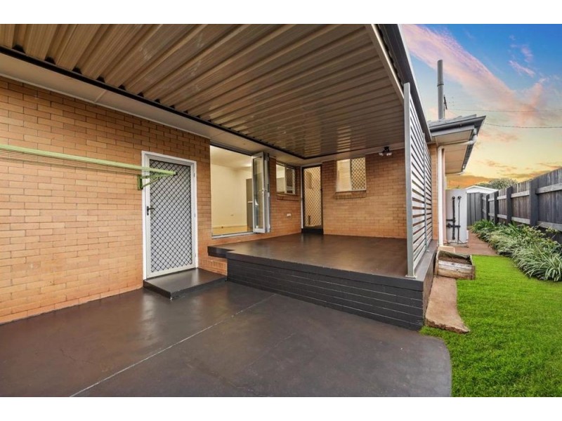 5 Jean Street, Harristown QLD 4350