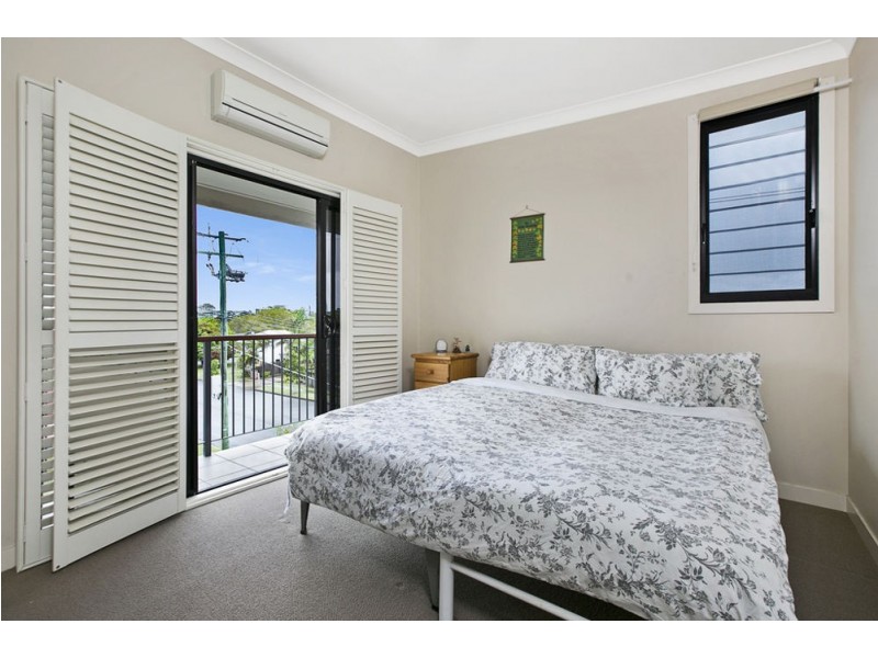 1/6 Emsworth Street, Wynnum QLD 4178